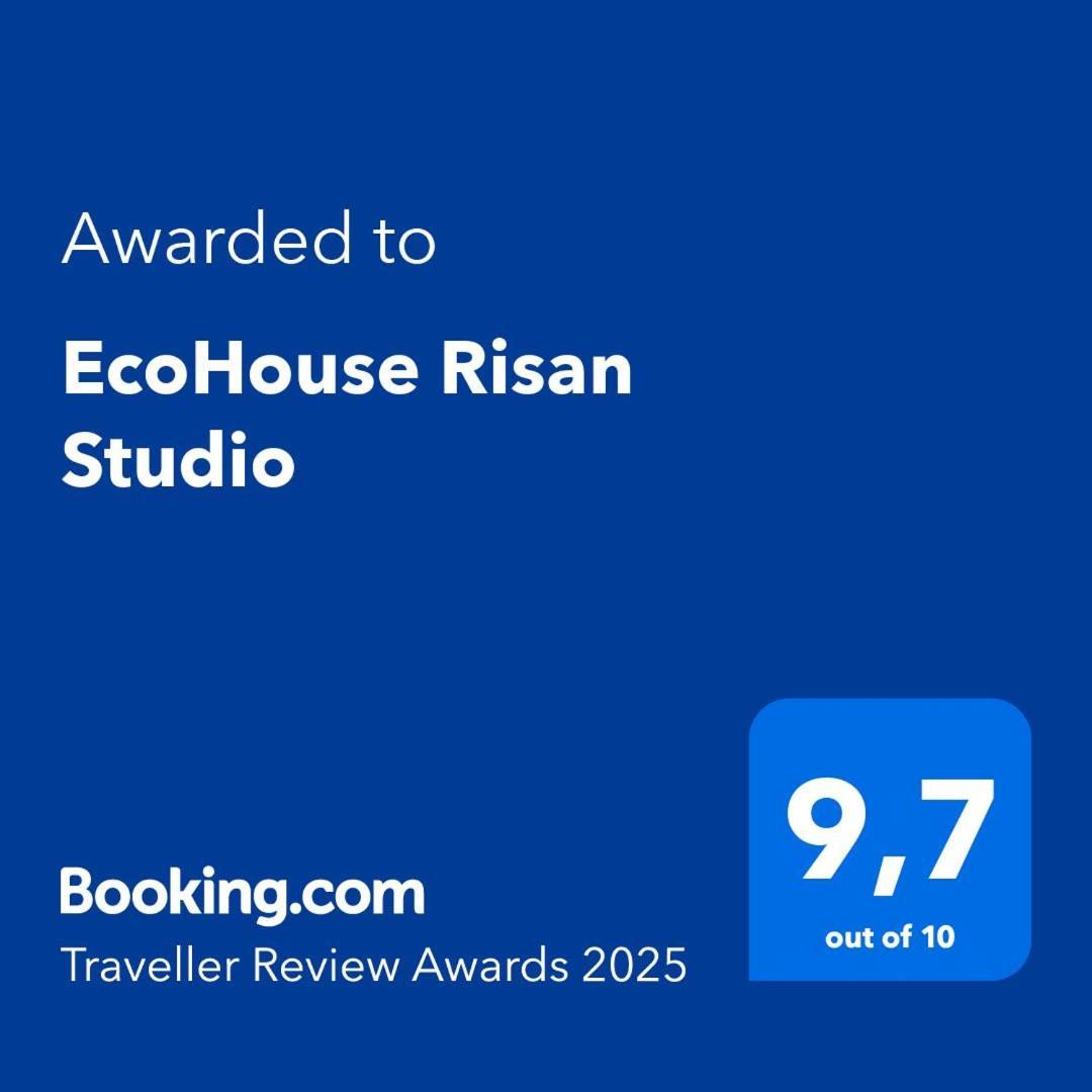 Ecohouse Risan Studio Екстер'єр фото